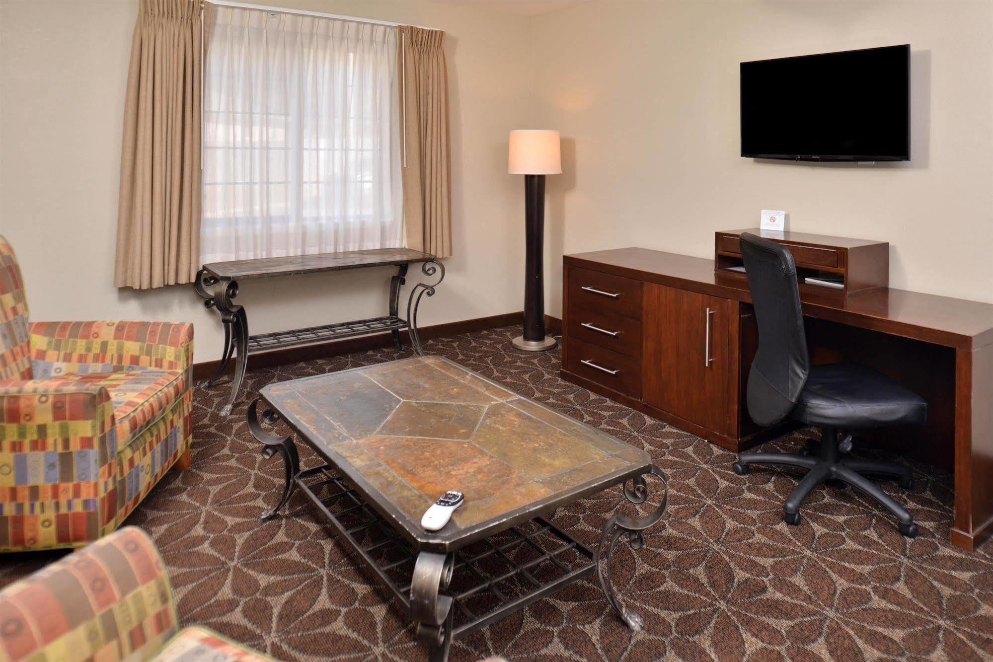 America'S Best Value Inn - Memphis Airport Экстерьер фото