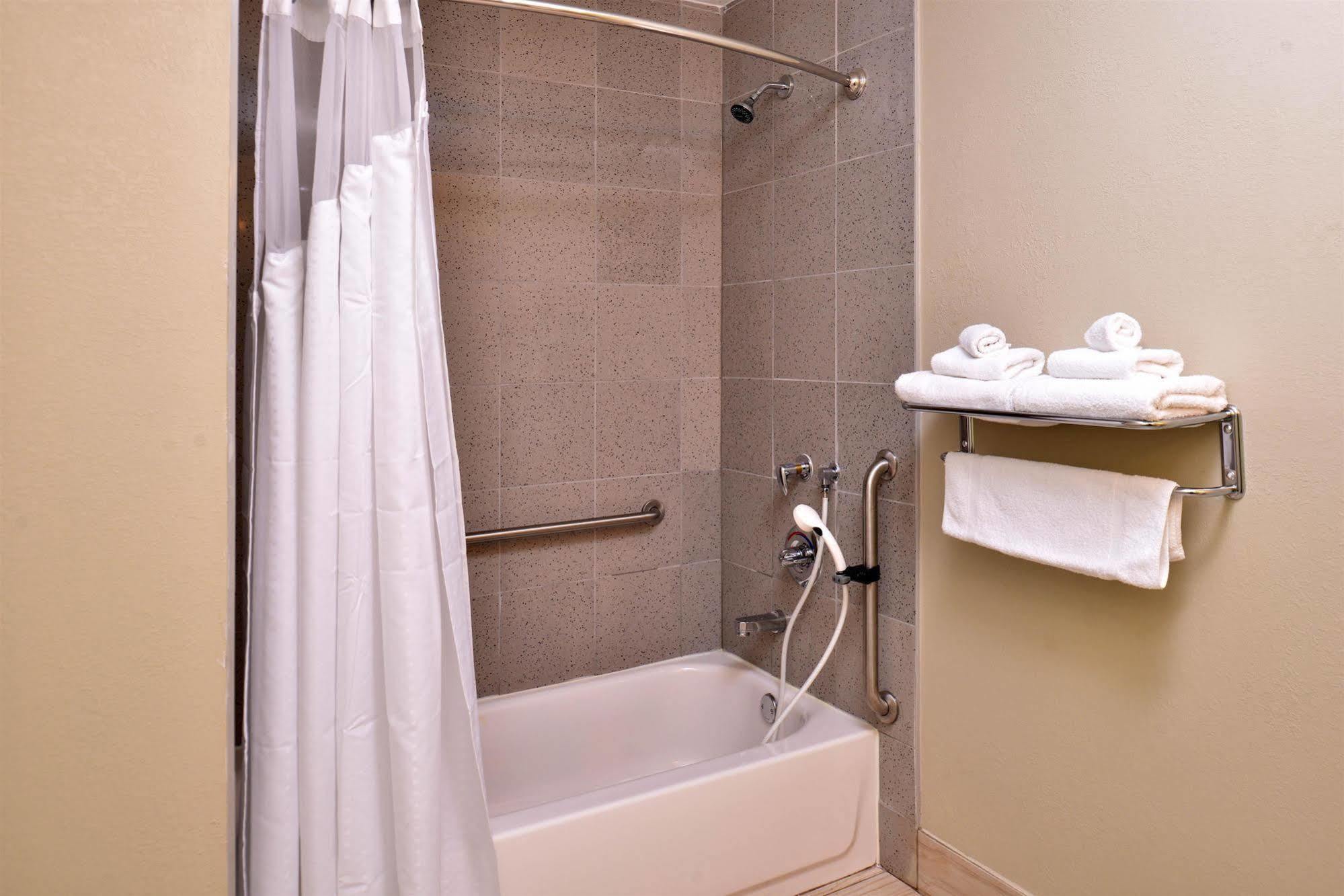 America'S Best Value Inn - Memphis Airport Экстерьер фото